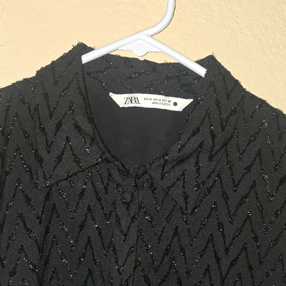 Zara Black Zigzag Patterned Blouse